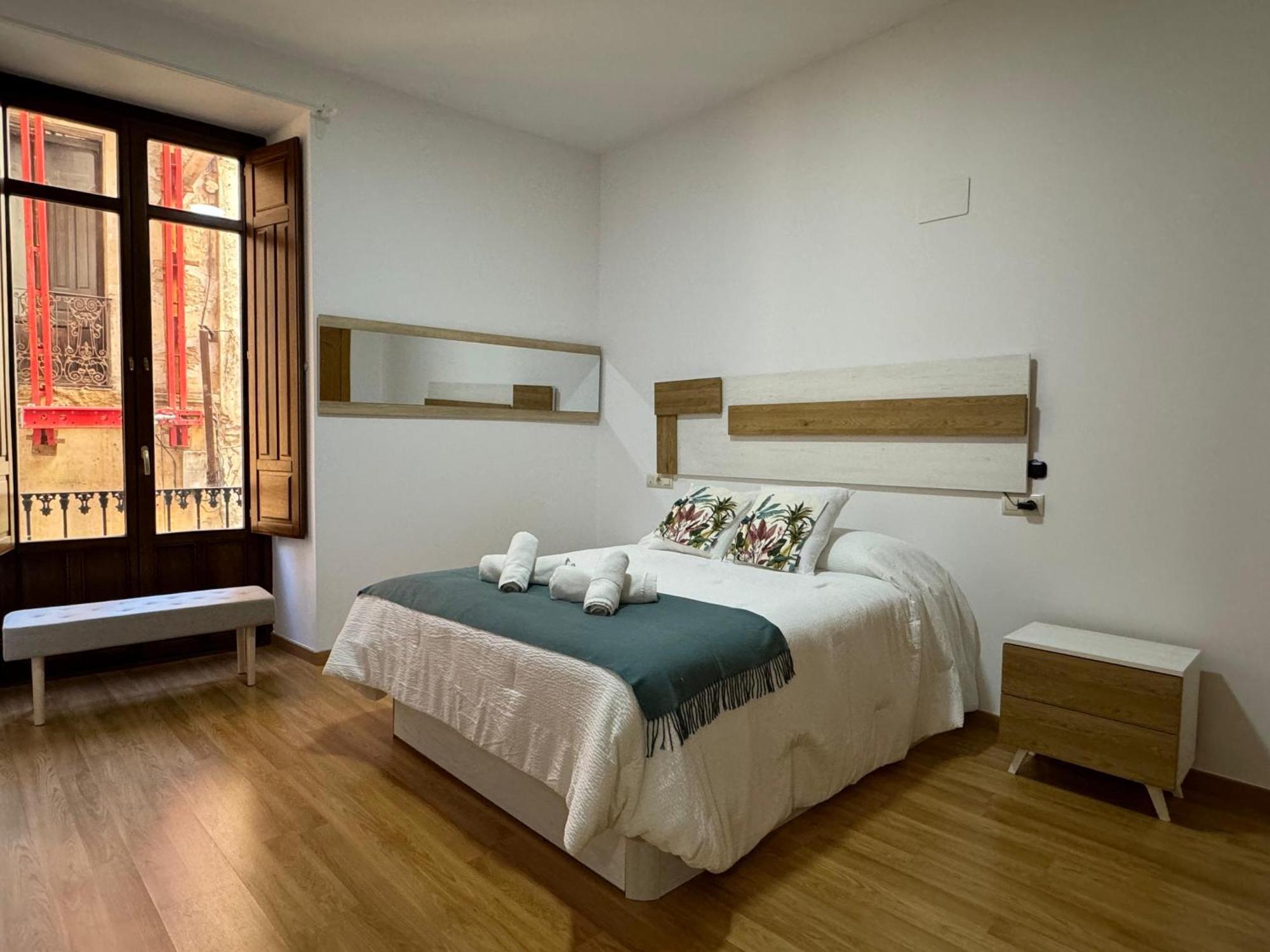 Mr Apartamentos 2 Cordoba Exterior photo